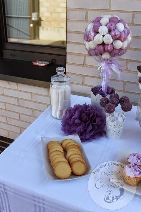 UNA, DOS, TRES MESAS DULCES EN UNA (MESA DULCE LILA) UNA, DOS, TRES MESAS DULCES EN UNA (MESA DULCE LILA)