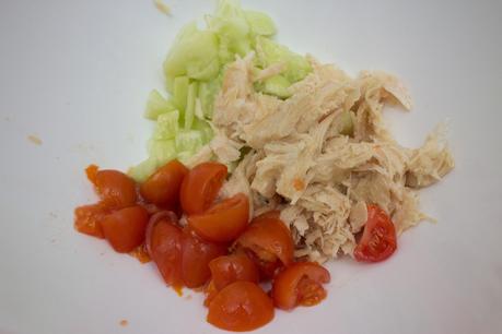 Melocotones rellenos de ensalada con anchoas Melocotones rellenos de ensalada con anchoas