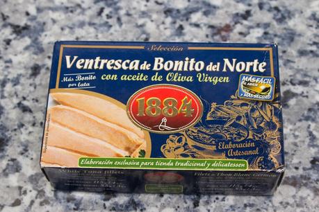 Melocotones rellenos de ensalada con anchoas Melocotones rellenos de ensalada con anchoas