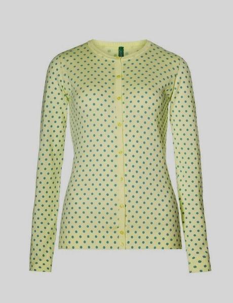 DICEN QUE SE LLEVAN LOS LUNARES. DICEN QUE SE LLEVAN LOS LUNARES.