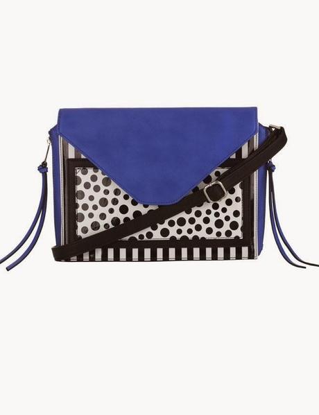 DICEN QUE SE LLEVAN LOS LUNARES. DICEN QUE SE LLEVAN LOS LUNARES.