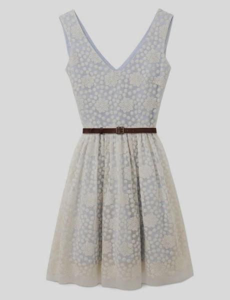 DICEN QUE SE LLEVAN LOS LUNARES. DICEN QUE SE LLEVAN LOS LUNARES.