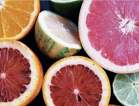 Colores y texturas Mansur Gavriel bolsos