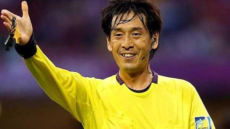Fuente: http://yaesnoticia.com/wp-content/uploads/2014/06/nichimura635.jpg nichimura635 nichimura635 El árbitro de origen japonés Yuichi Nishimura, protagonista del partido de Brasil mundial Primera jornada del Mundial, primeras impresiones nichimura635