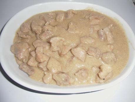 Carne en salsa de almendras Carne en salsa de almendras