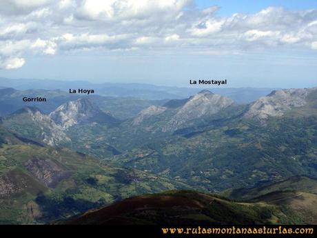 Ruta Lindes - Peña Rueda - Foix Grande: Vista del Pico Gorrión, Hoya y Mostayal