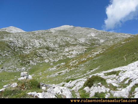 Ruta Lindes - Peña Rueda - Foix Grande: En el praón