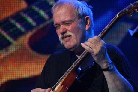 John_abercrombie_bratislava2007_FilipDrabek