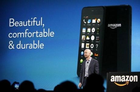 Amazon presentó su primer smartphone: Fire Phone – Especificaciones y Precio amazon-fire-phone