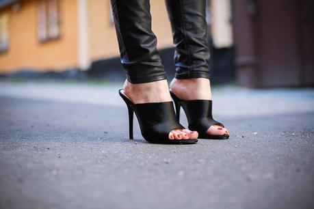 TIME FOR MULES TIME FOR MULES