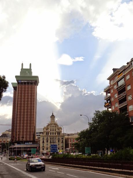 MIS PASEOS POR MADRID: DECORACIÓN A PRUEBA DE REY MIS PASEOS POR MADRID: DECORACIÓN A PRUEBA DE REY