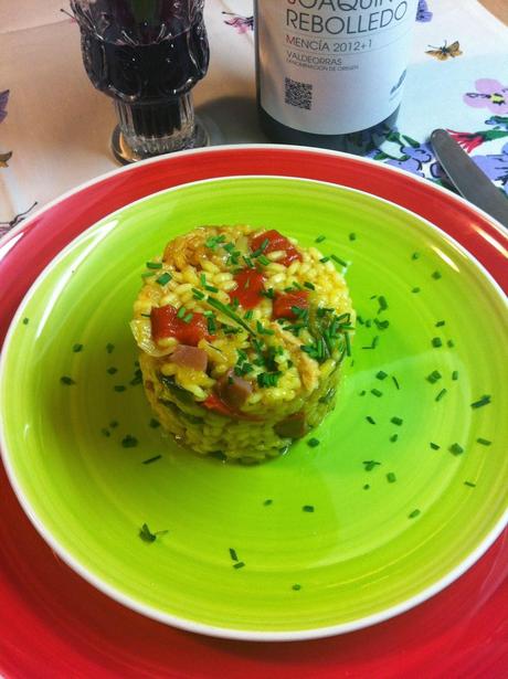 Paella Con Lomo Y Dos Pimientos Paella Con Lomo Y Dos Pimientos