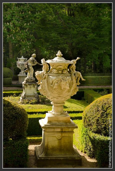 Palacio Real y jardines de la Granja de San Ildefonso Palacio Real y jardines de la Granja de San Ildefonso