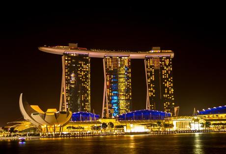 Cómo brilla! Marina Bay Sands, Singapur