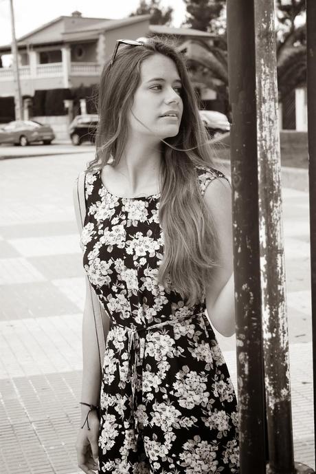 OUTFIT: Floral Playsuit OUTFIT: Floral Playsuit