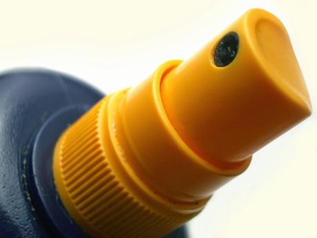 Spray protector solar spray protector solar