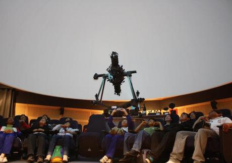 Idea de salida, el planetario de Ate!! show_sala_domo