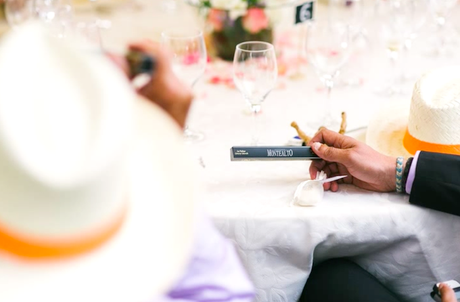 Guest presents Guest presents