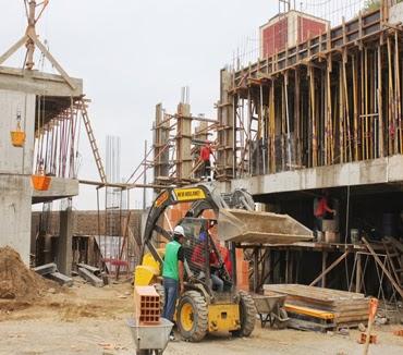 En Imperial Cañete: AVANZA CONSTRUCCIÓN DEL COLEGIO HELADIO HURTADO…