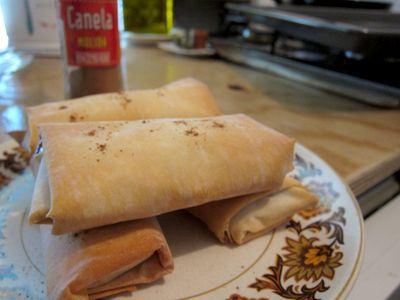 Rollitos de cerezas con canela (#ColorYSabor de Temporada) rollitos-de-cerezas-con-canela-