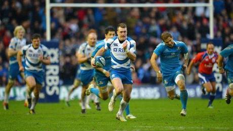 Tres cuartos poniendo a prueba a Italia 0006fd6b-642