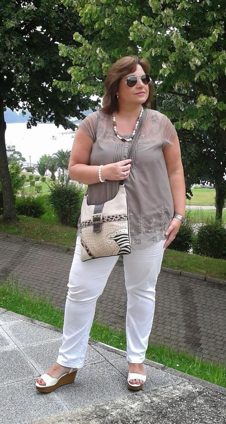 A mi estilo: Blusa bordada A mi estilo: Blusa bordada