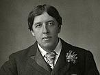 Un libro dedicado por Oscar Wilde alcanza los 69.000 euros en Londres