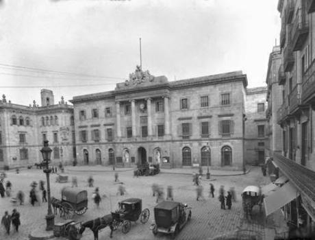PLAÇA DE SANT JAUME, BARCELONA...1823-2014...¡¡¡...15-06-2014...!!! PLAÇA DE SANT JAUME, BARCELONA...1823-2014...¡¡¡...15-06-2014...!!!