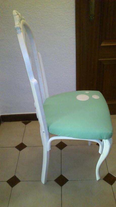 Tuneando una silla infantil...