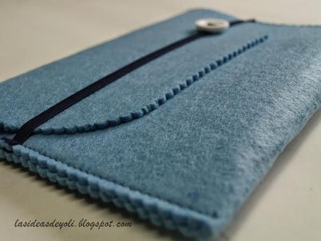 DIY. Fundas tablet y monedero reciclando vaqueros.