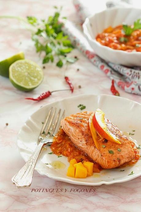 Salmón con salsa de mango y lima Salmón con salsa de mango y lima