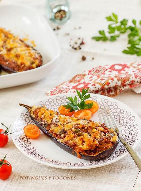 Berenjenas rellenas de gambas ......... ( Plato de reciclaje ) Berenjenas rellenas de gambas ......... ( Plato de reciclaje )