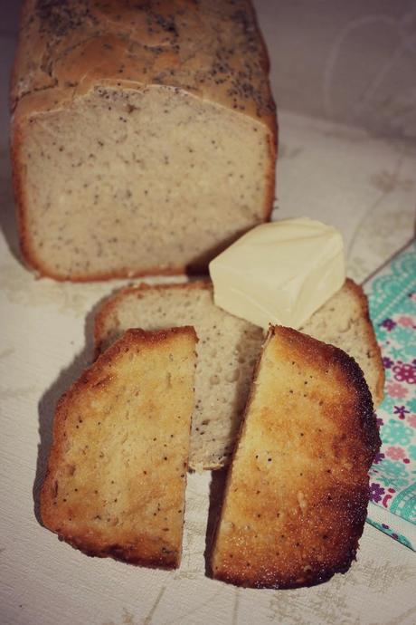 PAN DE LECHE DE SOJA AROMATIZADO CON LEMON CURD PAN DE LECHE DE SOJA AROMATIZADO CON LEMON CURD