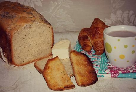 PAN DE LECHE DE SOJA AROMATIZADO CON LEMON CURD PAN DE LECHE DE SOJA AROMATIZADO CON LEMON CURD