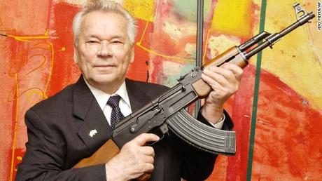 Mijail Kalashnikov y el AK47