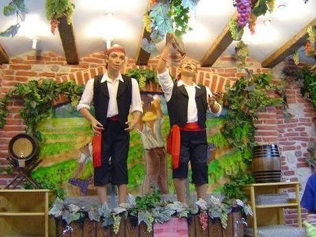 Cariñena y barquillos en la Feria de San Juan de Badajoz