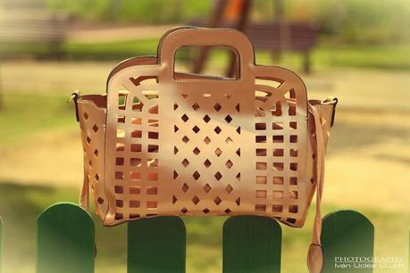 Con fajín de flores Con fajín de flores