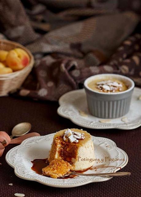 Pudin de requesón y albaricoque con salsa toffe Pudin de requesón y albaricoque con salsa toffe