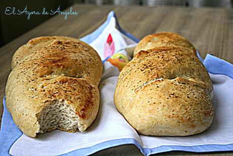 PAN CON SAL DE AJO, PEREJIL Y ALBAHACA PAN CON SAL DE AJO, PEREJIL Y ALBAHACA