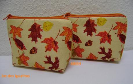 DE HOJITAS COLOR NARANJA Y EN AZUL Y ORO DE HOJITAS COLOR NARANJA Y EN AZUL Y ORO