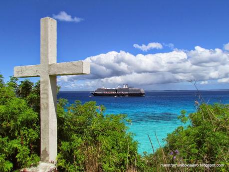 Lifou; entre el cielo y la tierra Lifou; entre el cielo y la tierra