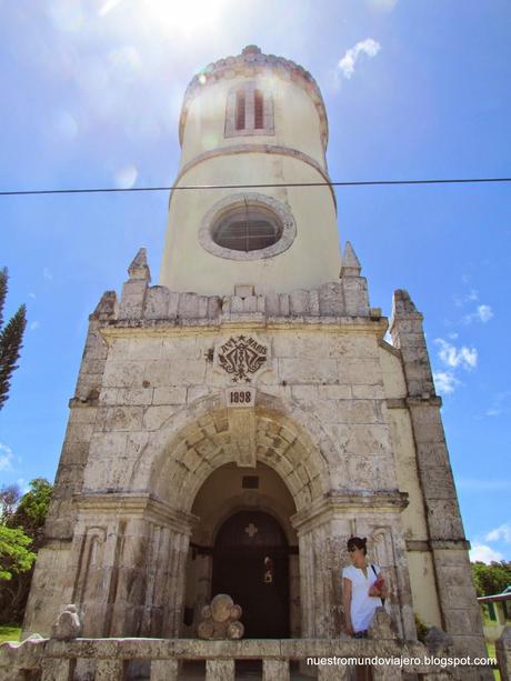 Lifou; entre el cielo y la tierra Lifou; entre el cielo y la tierra