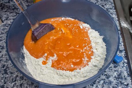 Pastel de papapaya y manzana con crocanti de almendra Pastel de papapaya y manzana con crocanti de almendra