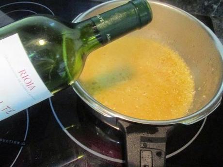 ALBÓNDIGAS AL AZAFRAN ALBÓNDIGAS AL AZAFRAN