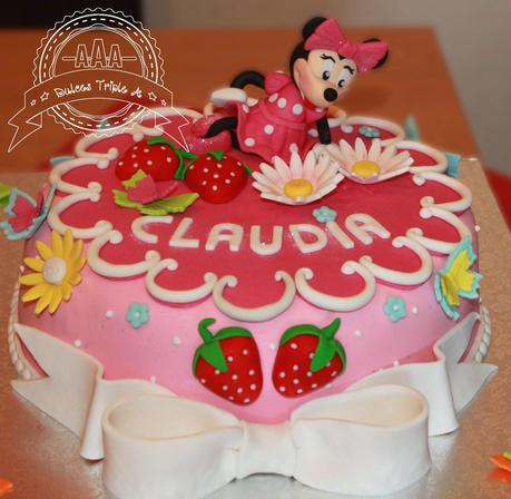 Tarta Minnie Modelada Tarta Minnie Modelada