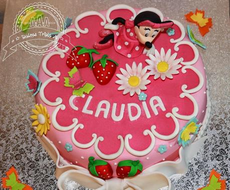 Tarta Minnie Modelada Tarta Minnie Modelada