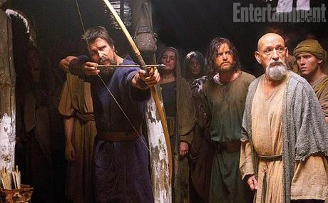 Ronda de imágenes: Christian Bale es Moisés, Torrente resucita Eurovegas y Clark se viste para ir al trabajo