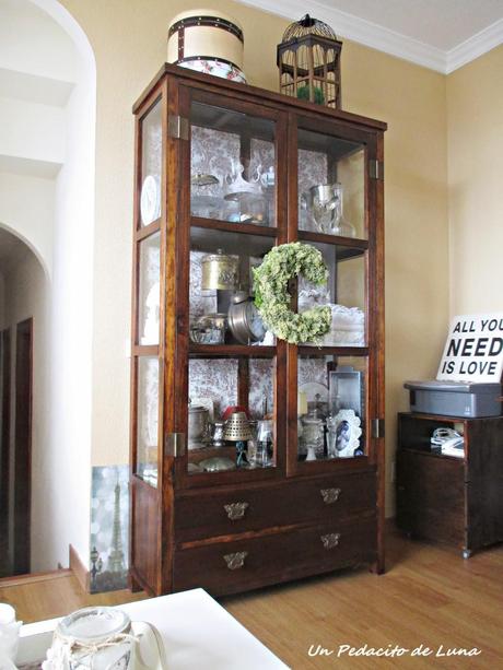 Tomando un café.... Tomando un café....