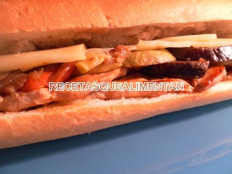 BOCADILLO DE CARNE CON RATATOUILLE BOCADILLO DE CARNE CON RATATOUILLE