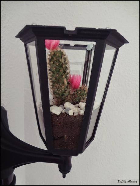 Un farol en el recibidor Un farol en el recibidor